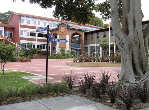 Iona Presentation College - Education QLD 0