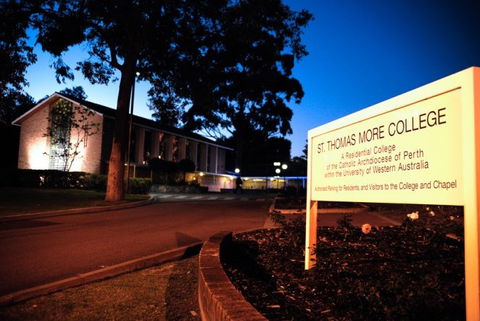 St Thomas More College - Education QLD 3