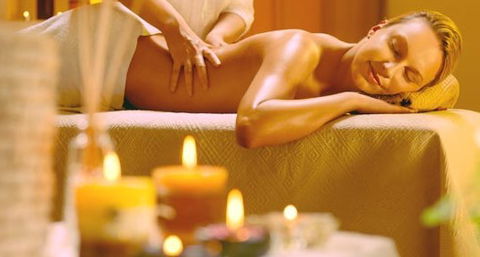 Elly Lukas Beauty Therapy College - Education QLD 3