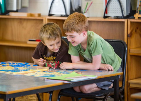 Melbourne Montessori School - Education QLD 8