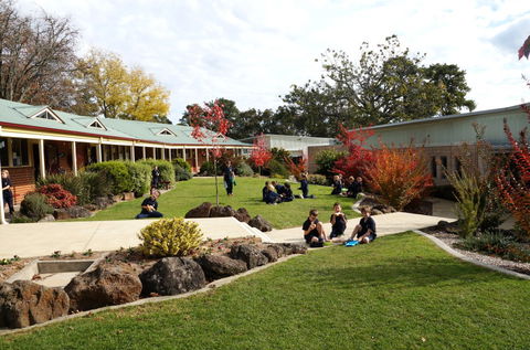 Edinburgh College - Education Gold Coast 2