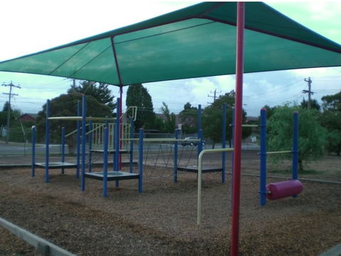 Holy Child Primary School - Education QLD 2
