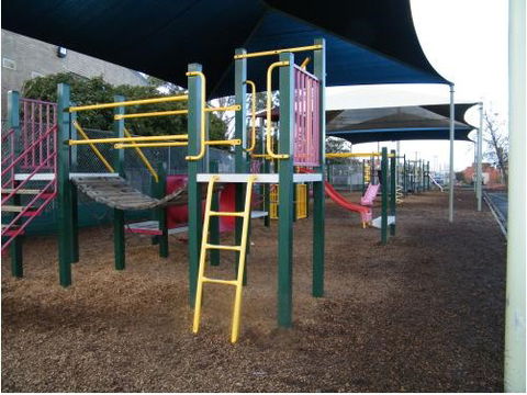 Holy Name Primary School - Education QLD 3