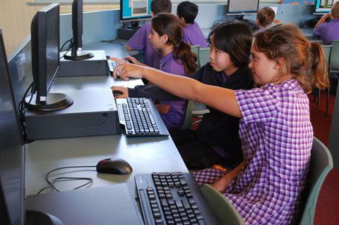 Caulfield Primary School - Education QLD 1