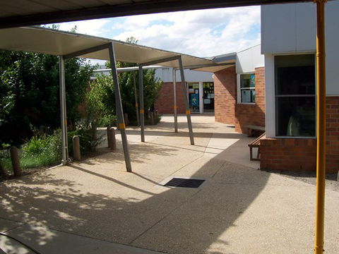 Manorvale Primary School - Education QLD 2