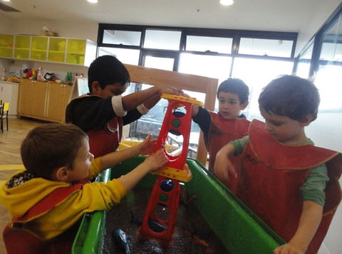 Little Assets Melbourne City Early Learning Centre - Education QLD 1