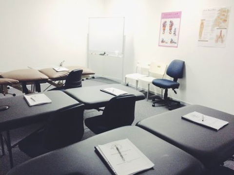 Australia Massage And Beauty Institute - Education QLD 5