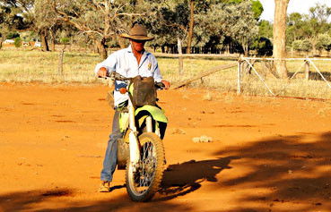 Alkoomi Outback Skills Farm - Education QLD 0