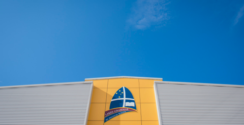 Lakes Grammer - An Anglican School - Education QLD 4