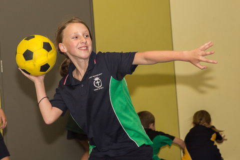 Christ The King Primary School Newcomb - Education Brisbane 4