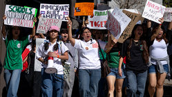 Anti-ICE walkout exposes how school district 'failed' parents, risked student safety: 'Broken my trust' Education QLD