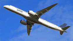 Flight canceled after toddler refused to buckle seat belt, stranding passengers overnight Education QLD