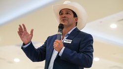 Pop star-turned-Dem candidate's defense of graphic murder video resurfaces in key House race Education QLD